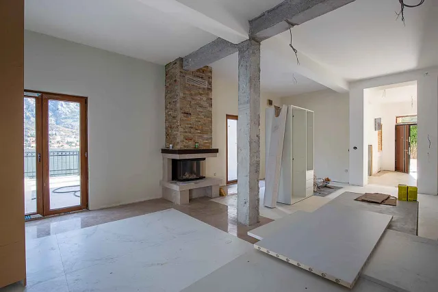 A luxurious three-story villa on the first sea line in  Kotor — photo 32